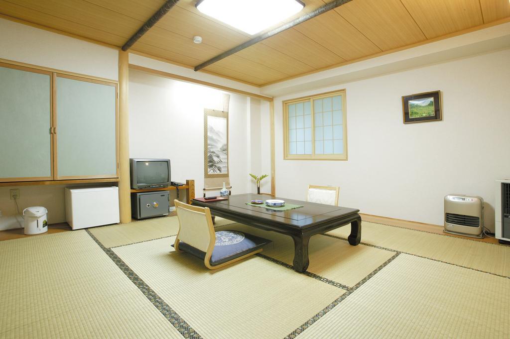 Hotel Madarao Iiyama Номер фото