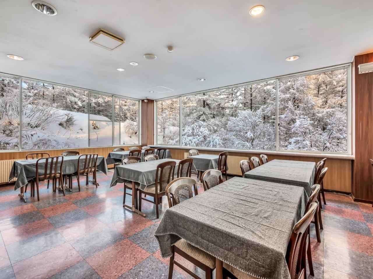 Hotel Madarao Iiyama Экстерьер фото